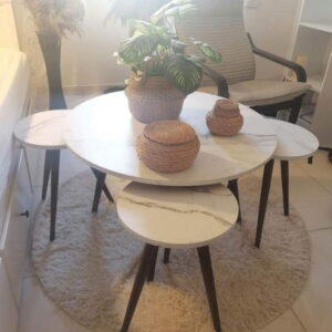 Marno – طاولة وسط 80×80 سم مع 4 طاولات جانبية